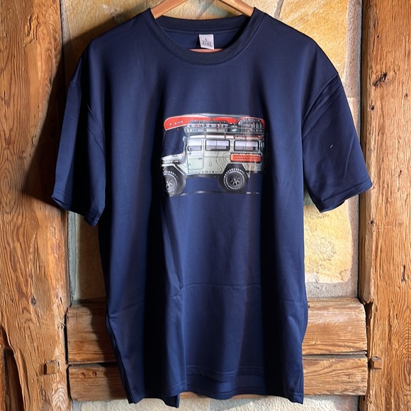 🛑 SOLD 🛑 Land Rover Defender Style Tee 🫶 - Picture 9 of 13